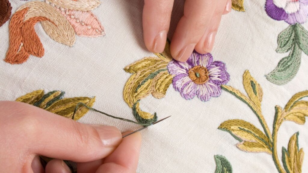 Embroidery vs Screen Print - Which Should You Choose